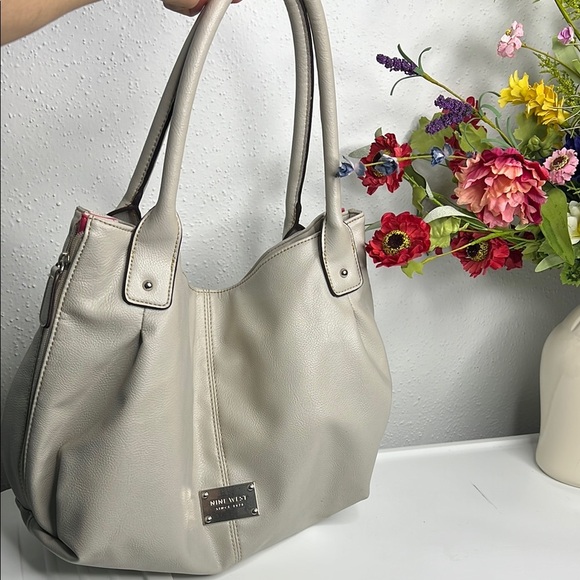 Nine West Gray Shoulder Bag with Hobo Style - Picture 6 of 6